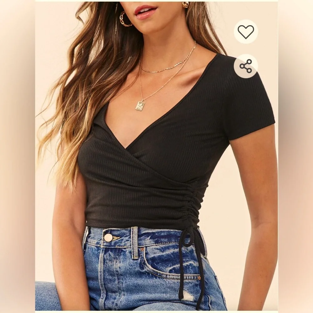 Every June Ribbed Ruched Crop Top - Picture 1 of 6